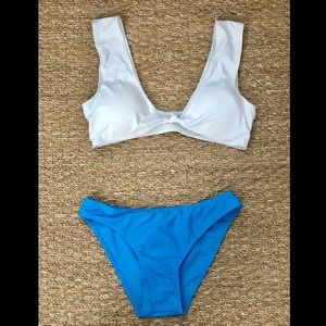 ✨SALE✨ Bowknot Bikini Set - M and L